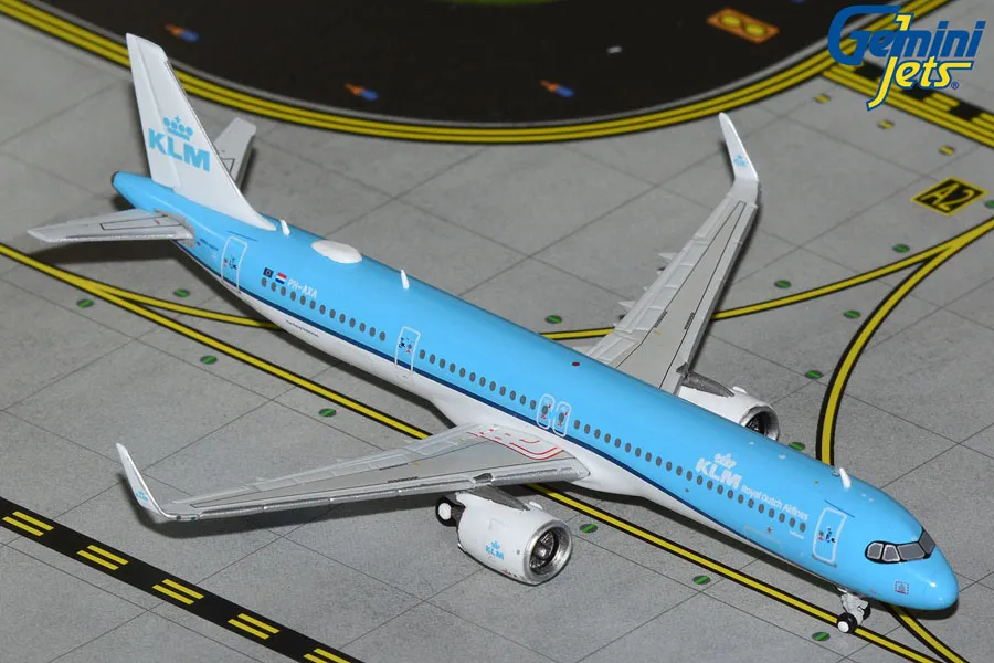 KLM Airbus A321neo Model 1:400