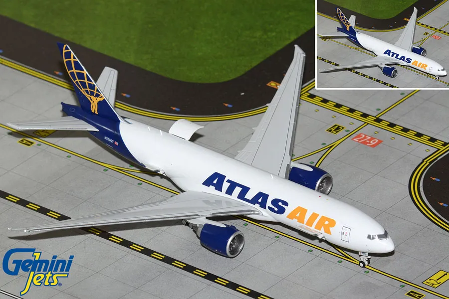 [GJGTI2147] Atlas Air Boeing 777F (Interactive Series) Model 1:400