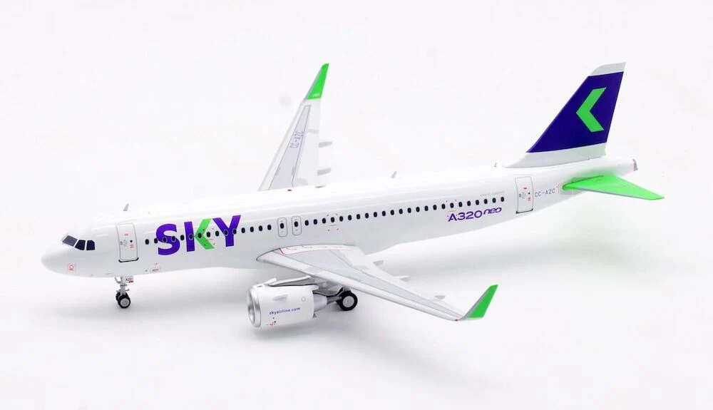 [EAVAZC] SKY Airline Airbus A320neo Model Escala 1:200